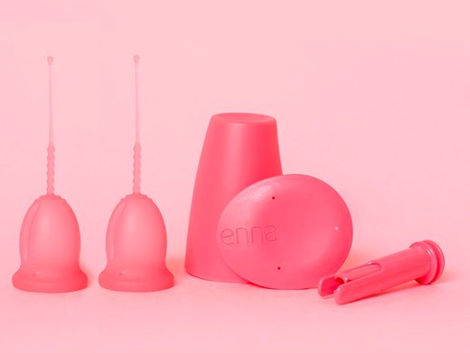 Copos menstruais e acessórios