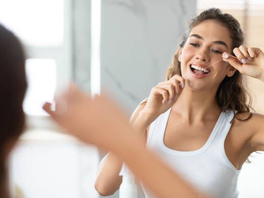 Hilos Dentales y Cepillos Interdentales