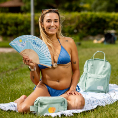 Wooden Fan for Solidarity: Get Wet for Multiple Sclerosis