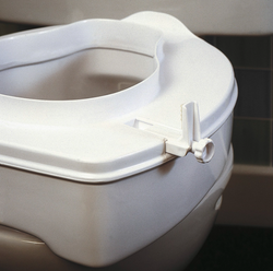 Assento sanitário com elevação Dynamic Aids 15 cm com tampa AD509BLUX
