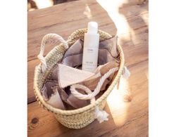 Karelia Palm Leaf Carrycot Bag