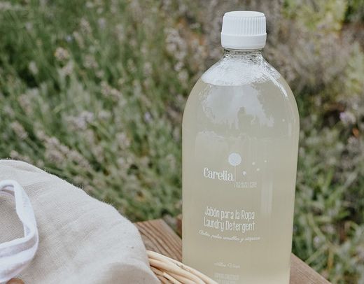 Karelia Detergente para roupa natural 1000 ml