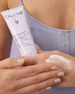 Caudalie Vinotherapist Crema Reparadora de Manos Y Uñas 75ml