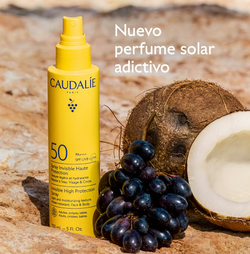 Spray solaire invisible haute protection SPF50 de Caudalie 75 ml
