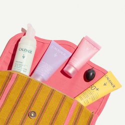 Caudalie Neceser Vinosource-Hydra "Los Esenciales de Caudalie" x Maria de la Orden