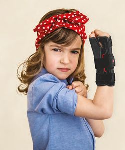 Donjoy Respiform+ Wristband With Thumb