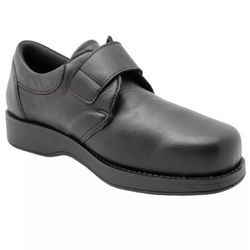 Dr. Comfort Genuine Chut Pat Shoe
