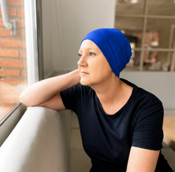 iBBIBBI Gorrito Oncológico De Bambú Azul Cobalto