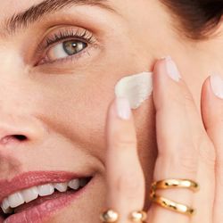 Nuxe Nuxuriance Ultra Tratamiento de Excepcional Día y Noche 75ml