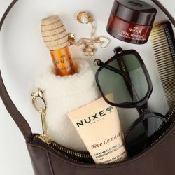 Soin des lèvres au miel NUXE Rêve De Miel avec étui et breloques