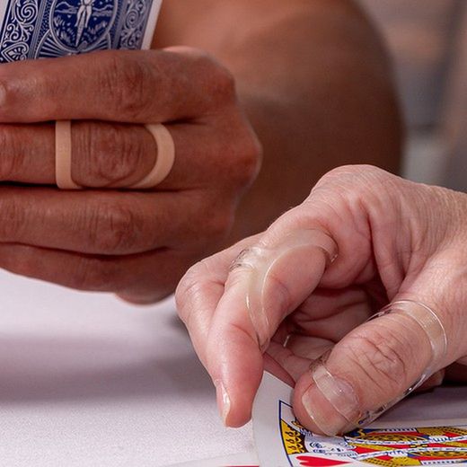 Oval-8 Oval Finger Splint