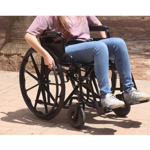 Fauteuil roulant automoteur Pepe 43 cm P10027