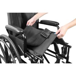 Fauteuil roulant automoteur Pepe 43 cm P10027
