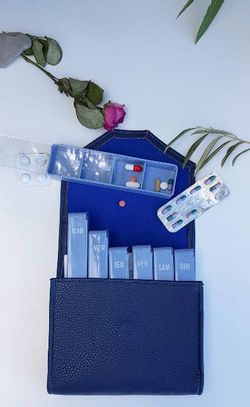 Plic Care Jumbo Weekly Pill Box Veludo Borgonha FR051