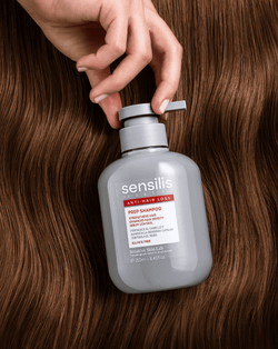 Shampooing préparateur pour cheveux et cuir chevelu Sensilis 250 ml