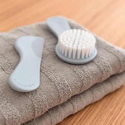 Suavinex Brush and Comb Set