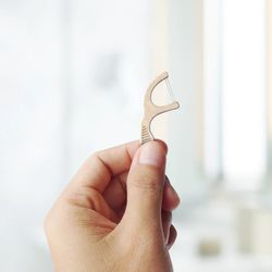 The Humble Co. Floss Picks Hilo Interdental 50 Peces