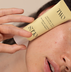 Two Poles Blemishes & Acne Marks Duo Blemish Treatment + Brightening Serum