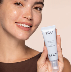 Two Poles Cica Face Cream – Repairing Cream with Ceramides and Peptides 50 ml