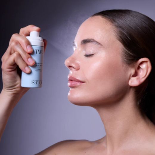 Two Poles Luminous Face Mist 80 ml