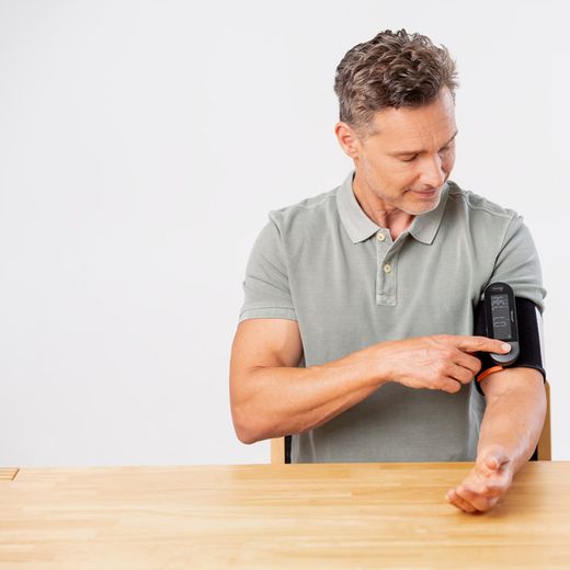 Veroval Fusion Tensiómetro de Brazo Sin Cables con Bluetooth